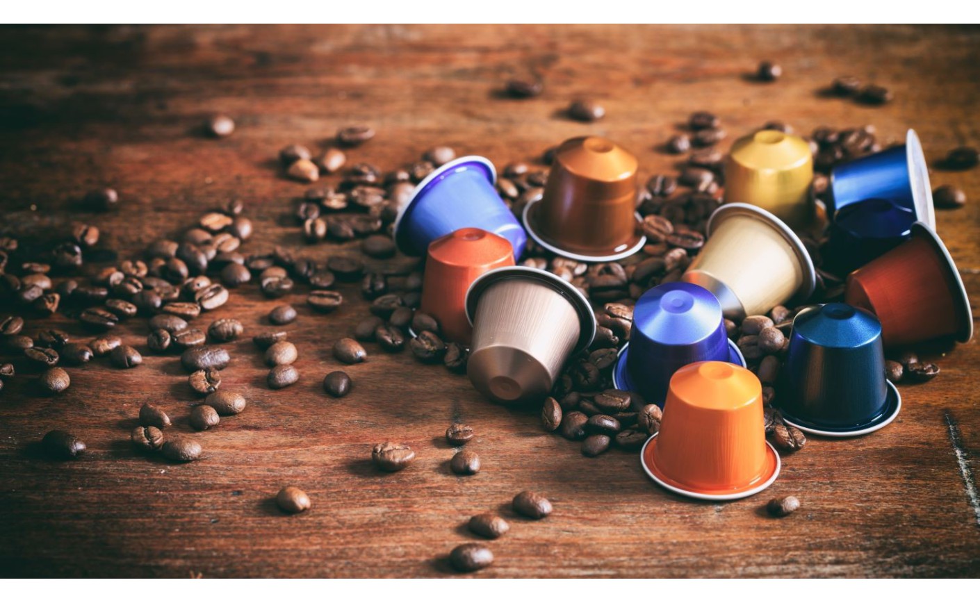 Kawa ziarnista vs kawa w kapsułkach – czym się różnią?